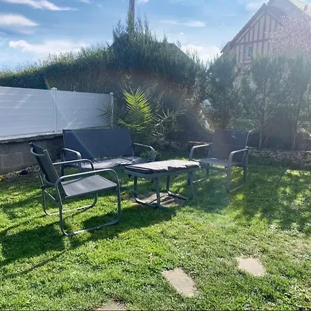 Apartment Maisonette Avec Jardin Évreux