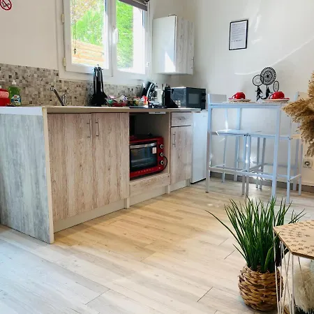 Maisonette Avec Jardin Évreux
