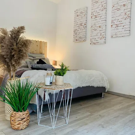 Maisonette Avec Jardin Apartment *